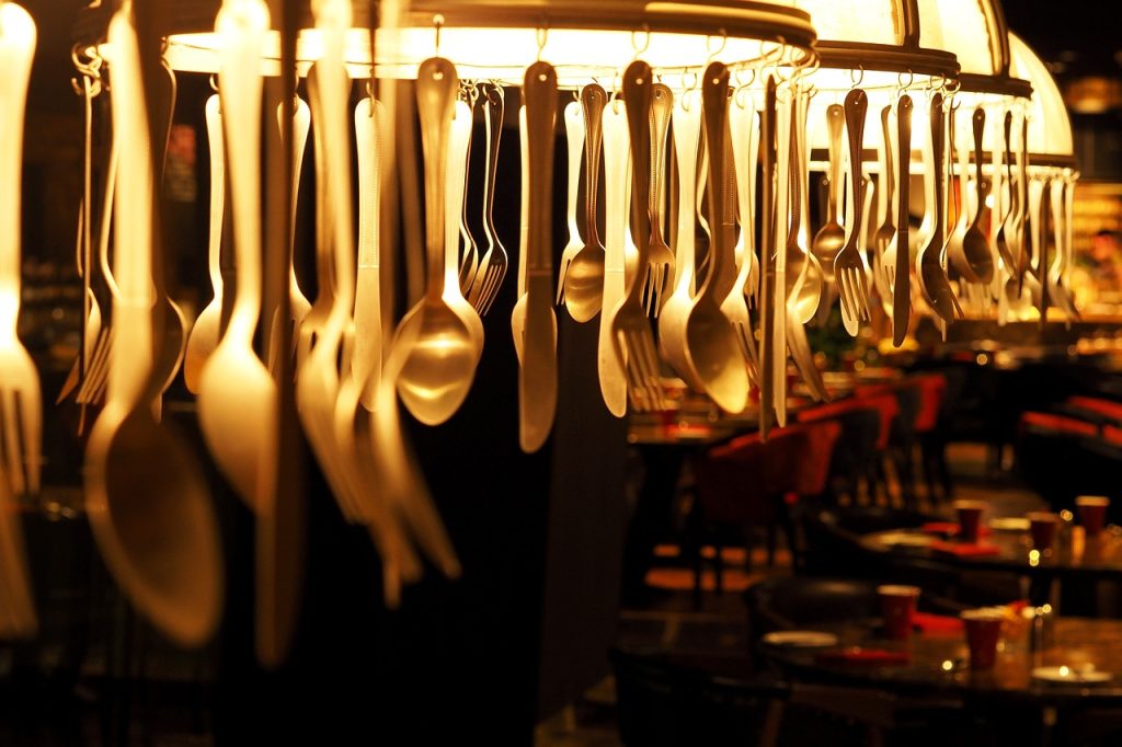 cutlery lamp, spoon, fork-1090130.jpg